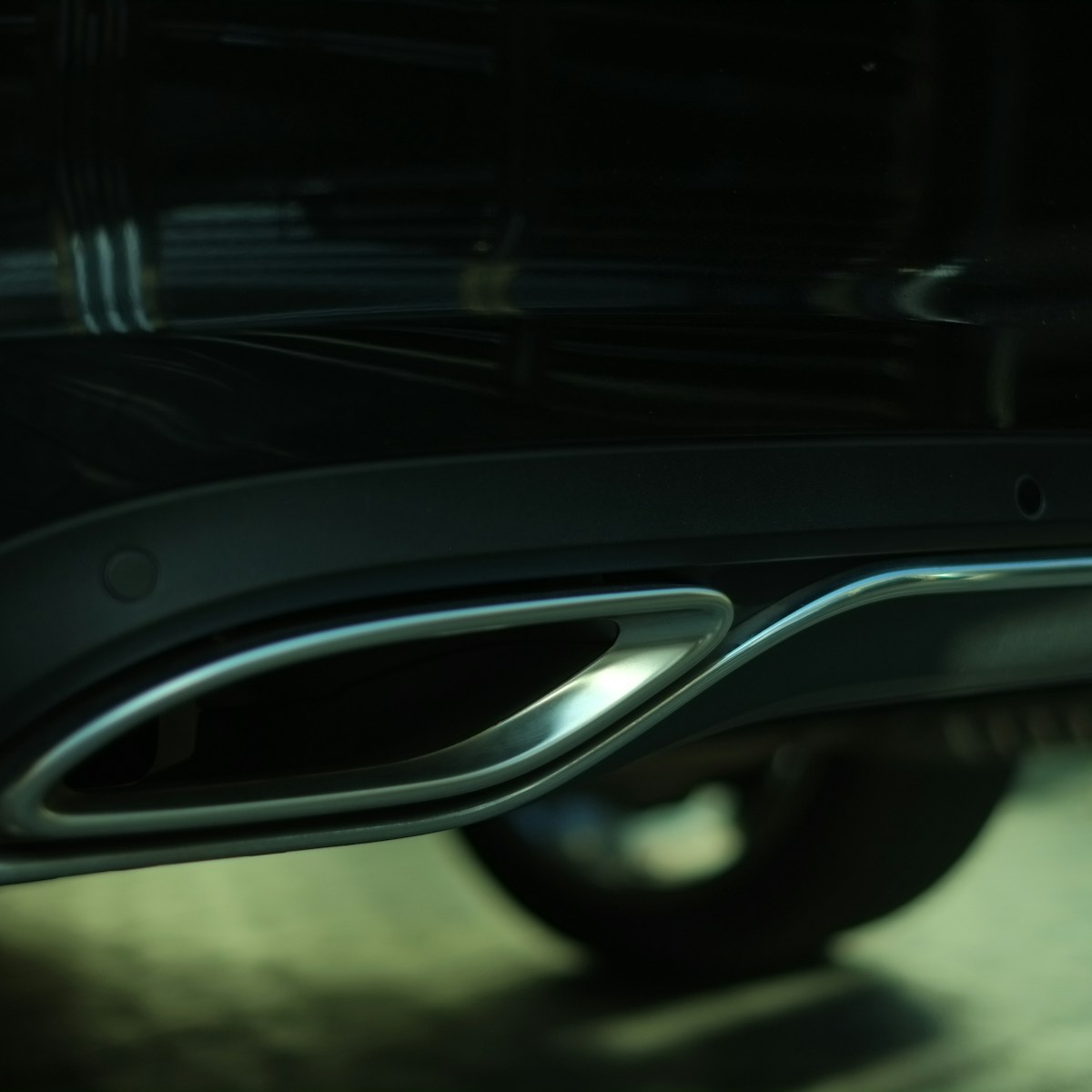 a close up of the front bumper of a car